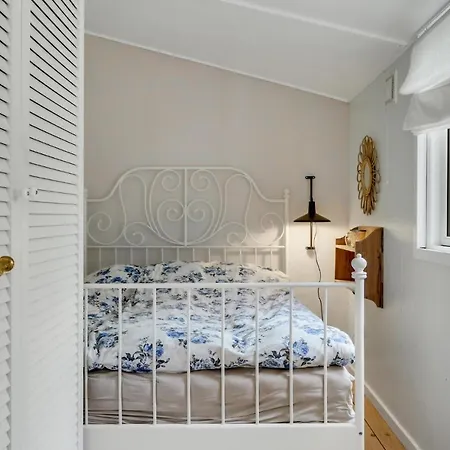 Amazing In With Sauna Feriehus Gilleleje